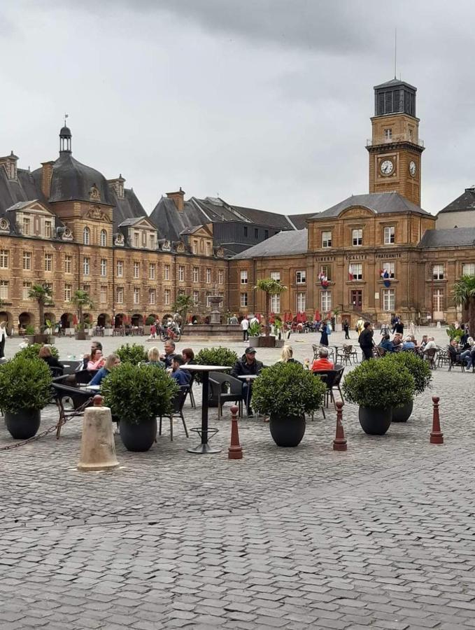 Bulle D'Ardenne Lejlighed Charleville-Mézières Eksteriør billede